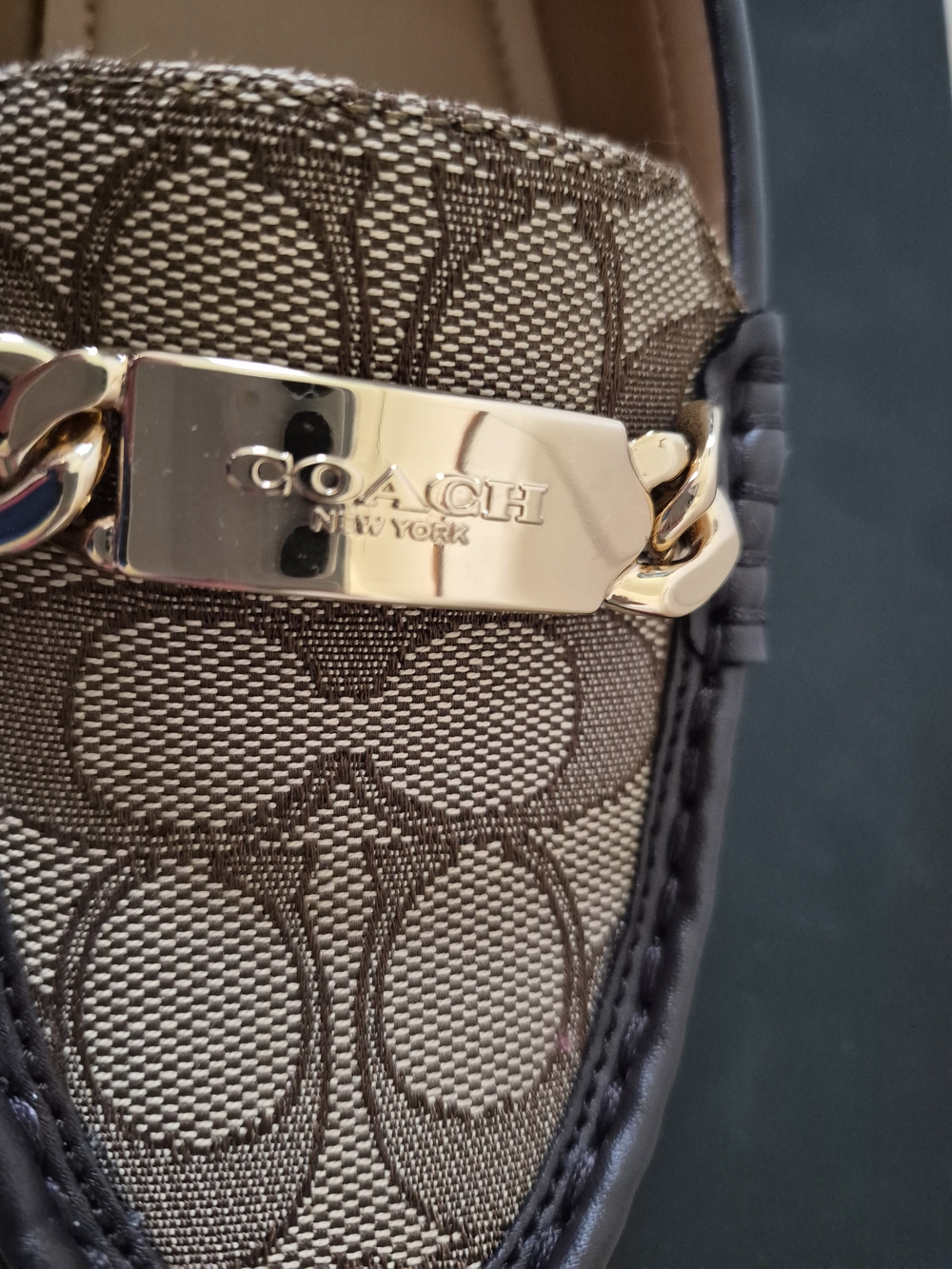 NWT COACH Women's Signature Canvas Brown Loafers with Gold Hardware Sz 7.5 - Picture 2 of 8
